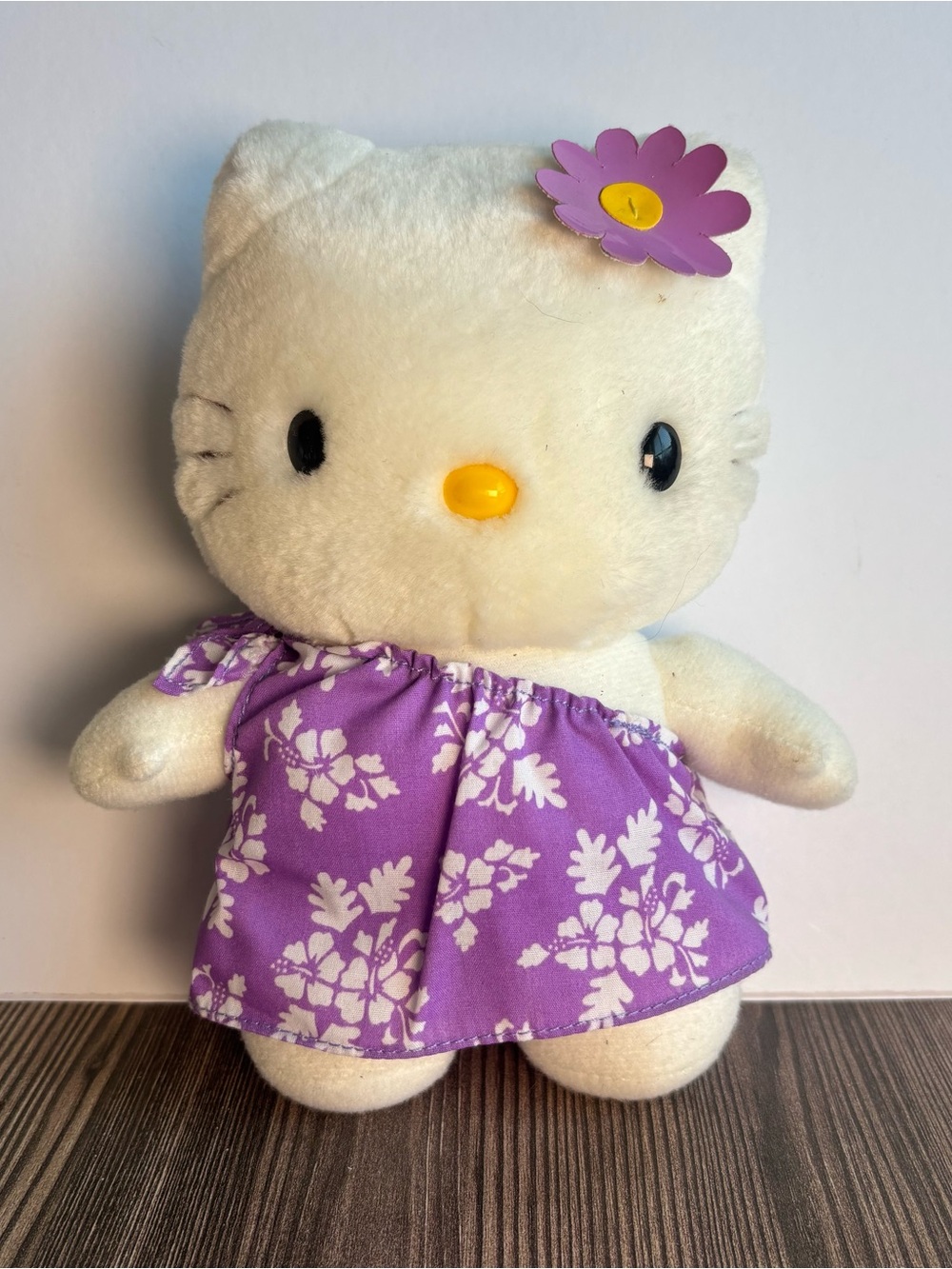 Vintage Hello Kitty Hawaiian Plush 9” Aloha Hibiscus Sanrio Smiles Japan 1998